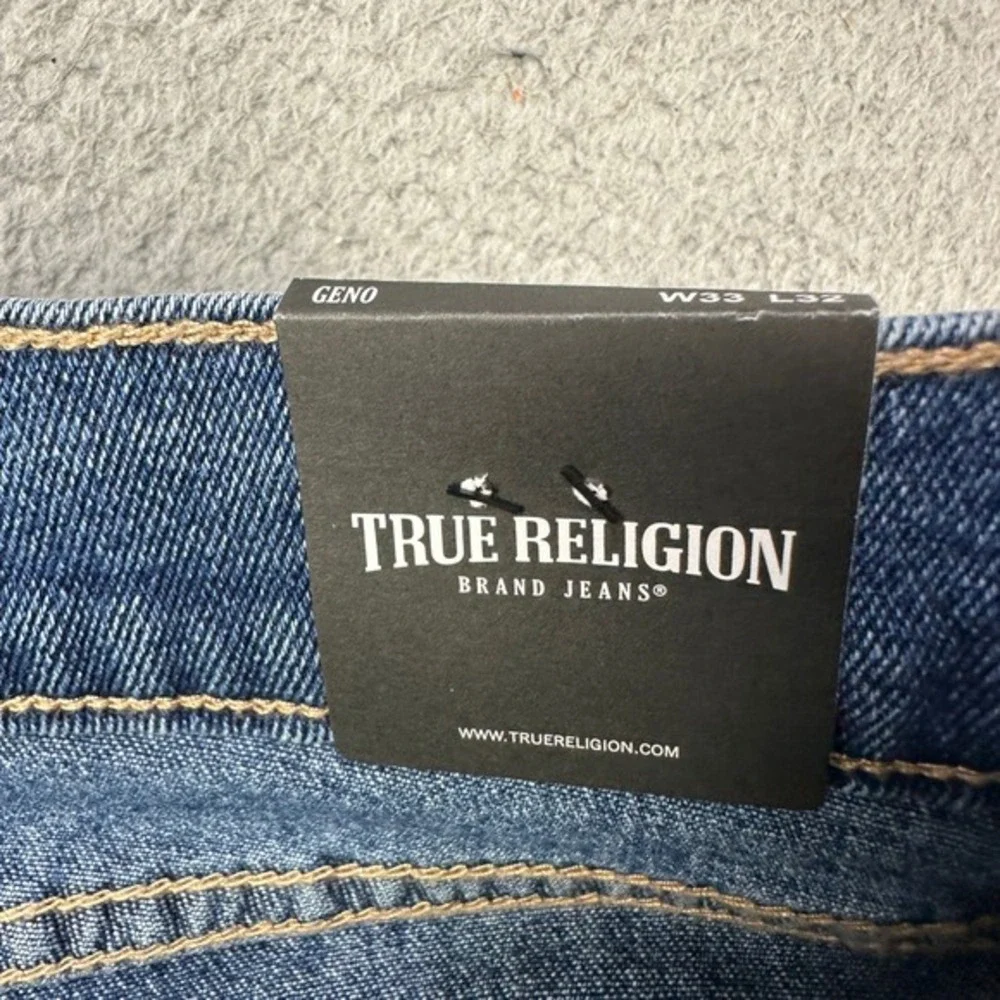 True Religion Men Geno Relaxed Slim Fit Jeans 33 Blue Stretch 5 Pocket Denim NEW